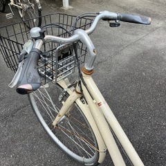 急募  自転車 後輪パンクしていますの画像