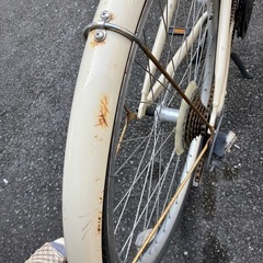 急募  自転車 後輪パンクしていますの画像