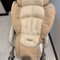 combi ハイローチェア 手動の画像