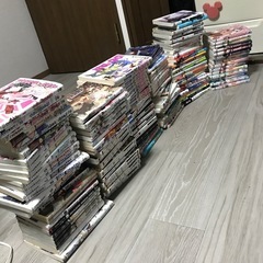 漫画百二十冊　電撃、キララ多め