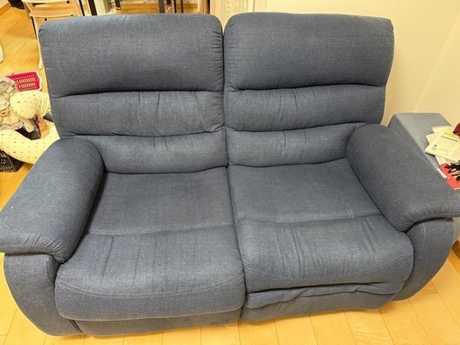 【受付終了】ニトリ 2人掛け電動ソファ