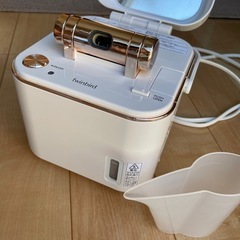 ツインバード　フェイススチーマーの画像