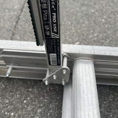 ピカ　アウトリガー付き2連はしご
の画像