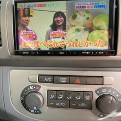 ダイハツ　タントカスタム　車検　令和8年7月までの画像