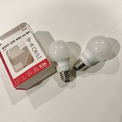 E26 LED電球２個