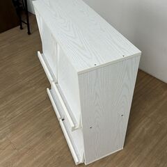 【在庫一掃セール】№5994【新品】4枚ディスプレイラック　フラップ書棚WO(OUTLET)の画像
