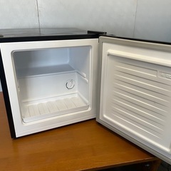 冷凍庫　美品の画像