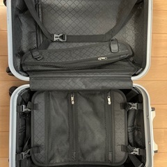 取引先決まりました！キャリーケース　キャリーバッグ　スーツケースの画像