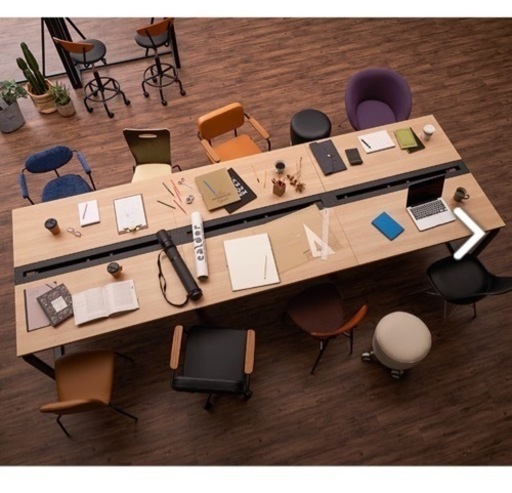 【決まりました！】4ヶ月のみ使用 会議用テーブル オフィス家具