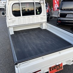 自社ローンあり！ガソリン100リットルプレゼント✨スマートアシスト✨走行1万キロ台✨4WD✨ダイハツ☆ハイゼットトラック☆ジャンボ☆660cc☆2人乗り☆の画像