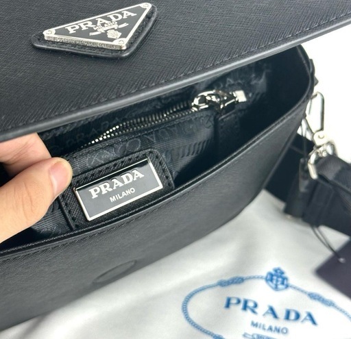 PRADA プラダ メンズショルダーバッグ