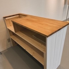 【決まりました！】4ヶ月のみ使用 レジ台 作業台 アパレル什器