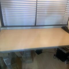 作業台、ミーティングテーブル幅180cmx 奥90cm x 高さ72cmの画像