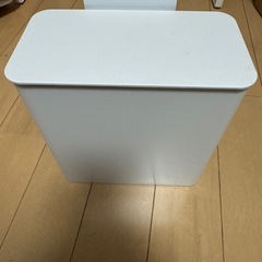 【ニトリ】マグネット＆シンク扉ゴミ箱