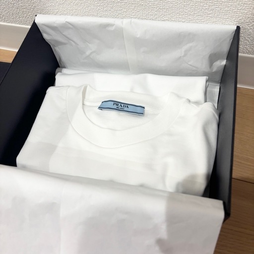 PRADA Tシャツ ホワイト