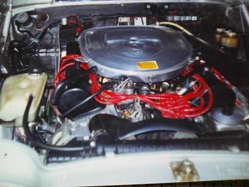 Mベンツ119エンジン―スーパーチャジャーシステムリペアー実施中