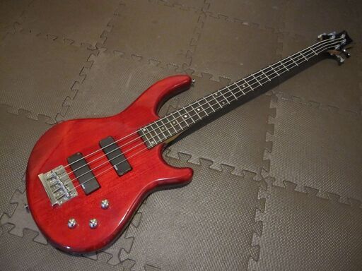 DEAN 「Edge」ベース　　美品