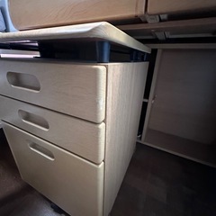 決定しました【現地引取り限定】コイズミ学習机セット　オーク系ナチュラルウッドの画像