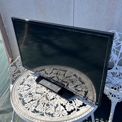 シャープアクオス32型液晶テレビ