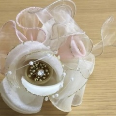 お値下げ【美品】コサージュ  入学式や結婚式にの画像