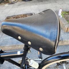 SALE50％』折りたたみ自転車20インチ6変速カゴ付き黒配達可能 
