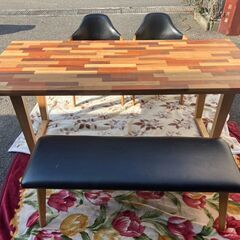 ダイニングテーブルセット★チェア2脚★ベンチシートの画像