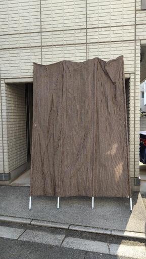 日よけ　伸縮式たてす