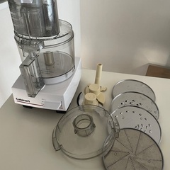 Cuisinart フードプロセッサー 付属品ありの画像