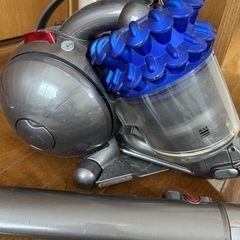 ダイソン掃除機　アタッチメント付きの画像