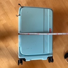キャリーケースの画像