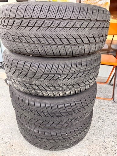 205/55R16 スタッドレスタイヤ