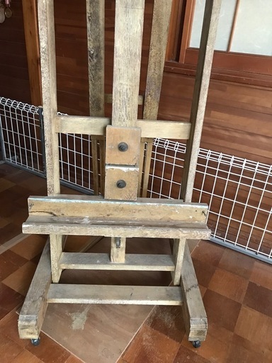 イーゼル　大型