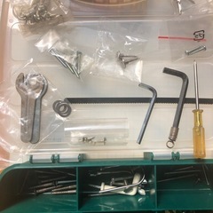 ビス、ドライバーセット　工具箱　六角レンチ　スパナ　木ねじの画像