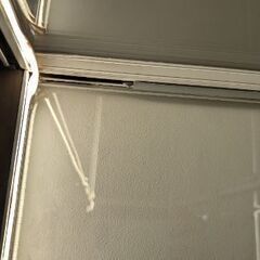 ガラスショーケースの画像