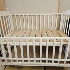 カトージベビーベッドハイタイプ　ホワイト