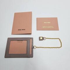 miumiu 長財布 ピンク 箱付き 付属のカードケース新品の画像
