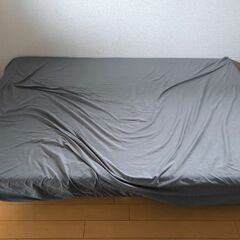 セミダブルベッド（脚付きマットレス）