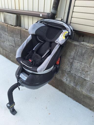 360°回転　COMBI　ISOFIX　チャイルドシート　0ヶ月～
