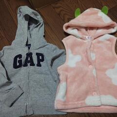 【取引き予定あり】ベビー服13点＆バスチェア＆マタニティパジャマ2枚まとめ売りの画像