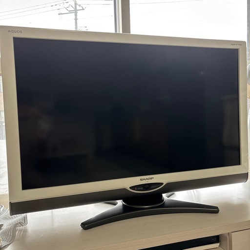 AQUOS  40型　テレビ