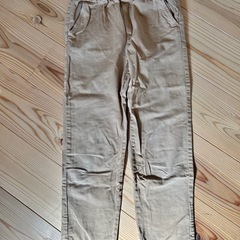 ZARA 134センチ　男の子ボトムス4点セットの画像