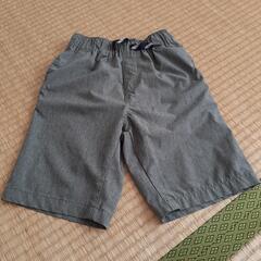 110サイズの夏用ズボン