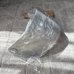ヘルメットシールド未使用品。シルバーミラーの画像