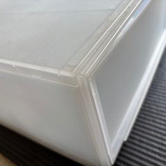 衣装ケース2つ