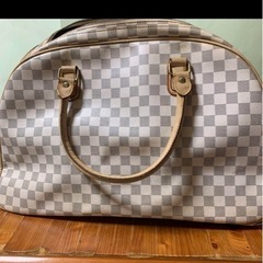 チェック柄ボストンバック