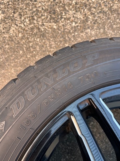 スタッドレスタイヤ165/65r14ダンロップ