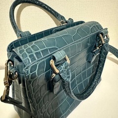  【ジョルジオアルマーニ】レザー
ハンドバッグ クロコ型押しの画像