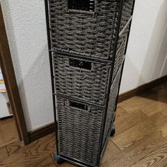 キャスター付き収納ラック
