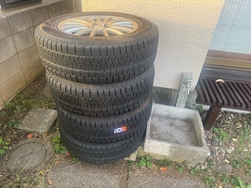 ピレリ スタッドレス