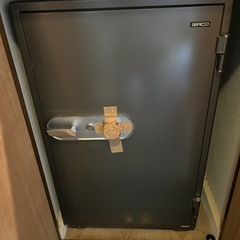 大きい金庫